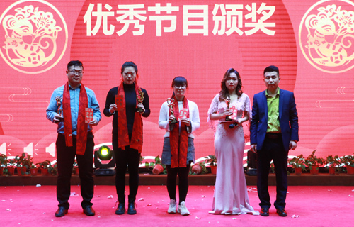 <b>薩奧公司發(fā)展蒸蒸日上，期待你的加入！</b>