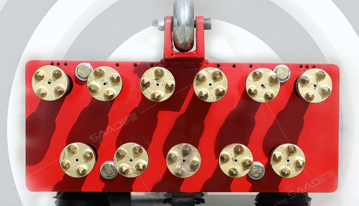 鑿毛機(jī)11頭閃亮登場,全銅機(jī)芯提供穩(wěn)定動力輸出