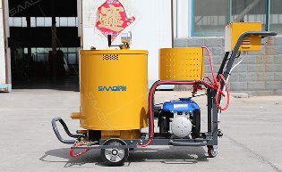 <b>60L灌縫機熱效率提高2-3倍，縮短整個作業(yè)時間</b>