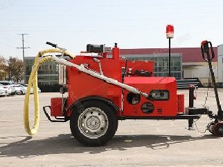 路面養(yǎng)護三件套“開槽機，馬吹風機,灌縫機”