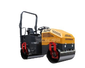 ?薩奧SYL-1100 3噸雙鋼輪座駕壓路機