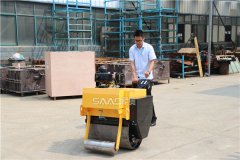 手扶小型壓路機的鏈條如何進行保養(yǎng)？