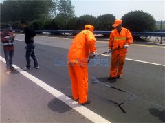 瀝青灌縫機(jī)出現(xiàn)故障不要慌，故障處理攻略看起